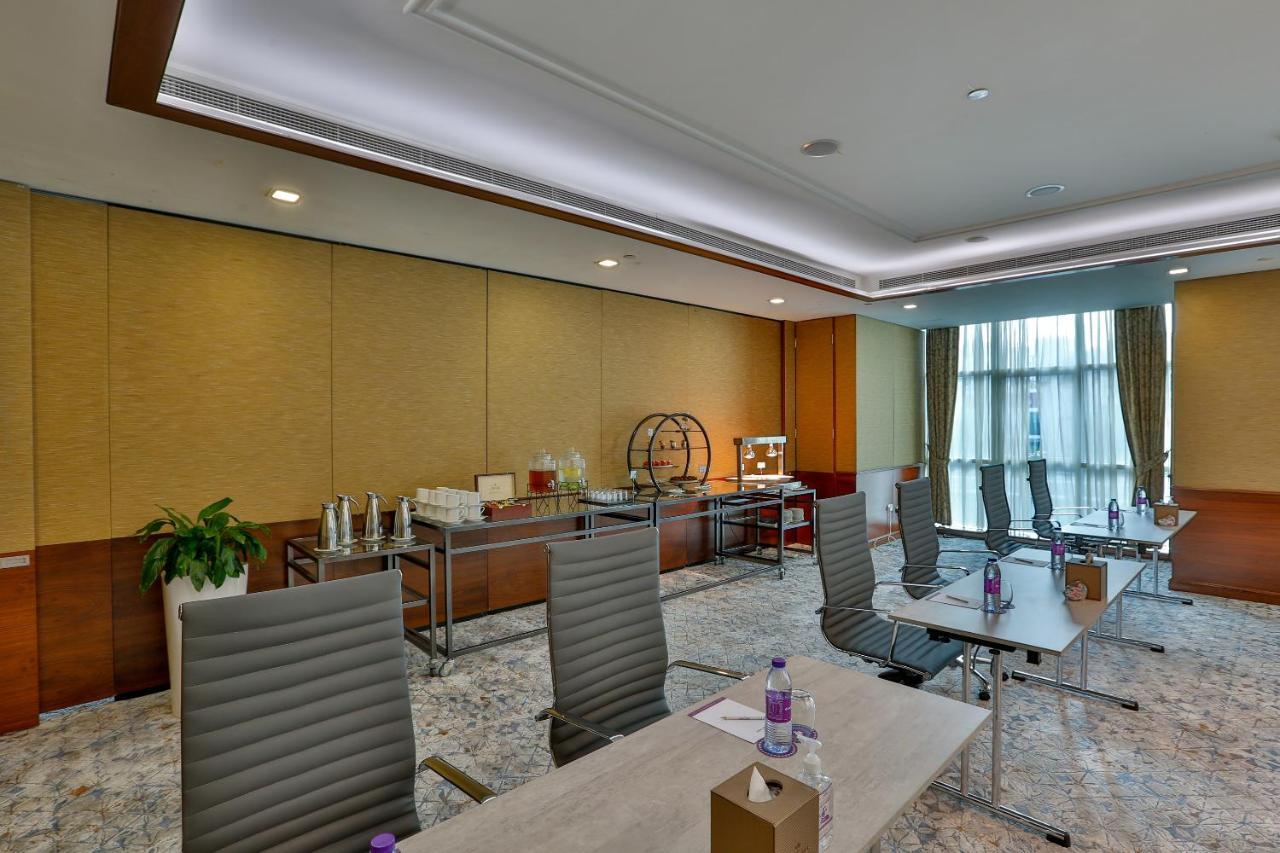 Park Regis Kris Kin Hotel Dubai Exterior foto Meeting room