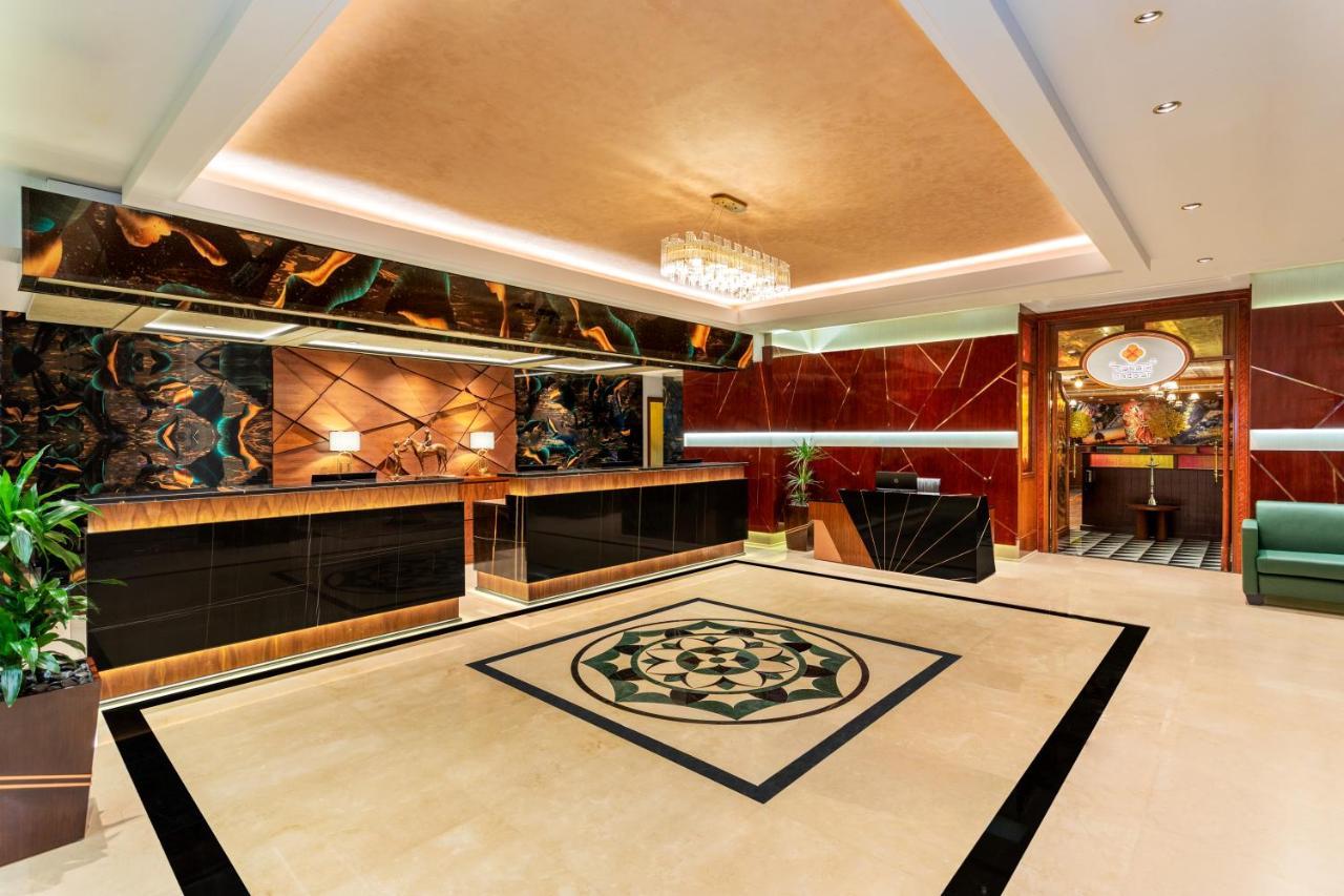 Park Regis Kris Kin Hotel Dubai Exterior foto The lobby of the hotel