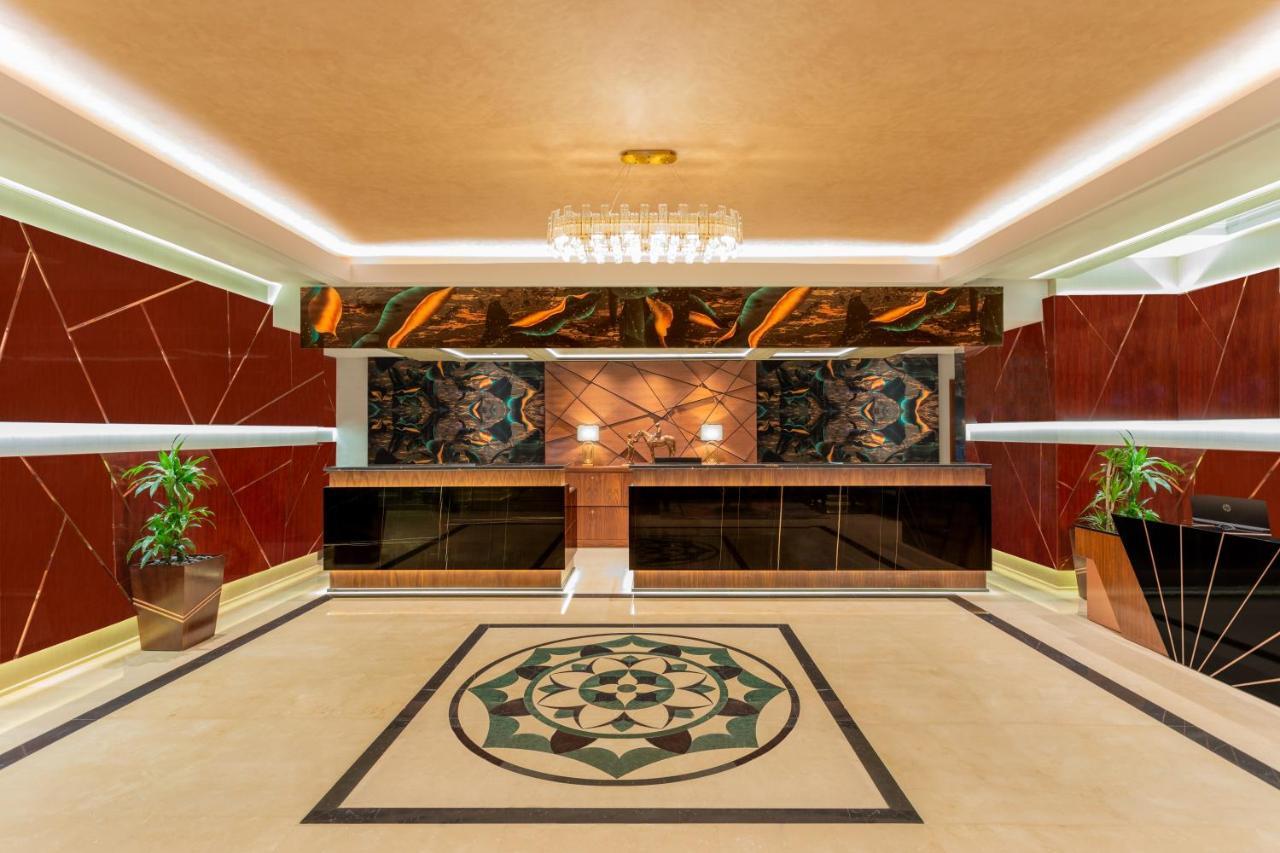 Park Regis Kris Kin Hotel Dubai Exterior foto The lobby of the hotel