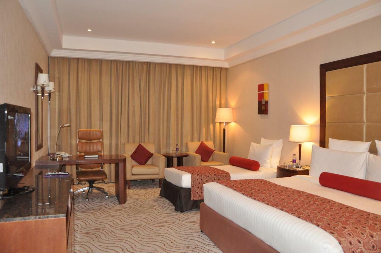 Park Regis Kris Kin Hotel Dubai Exterior foto